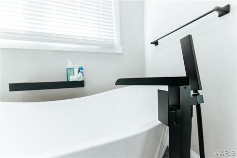 Tiny photo for 10605 Larson Lane, Rolla, MO 65401 (MLS # 26019147)