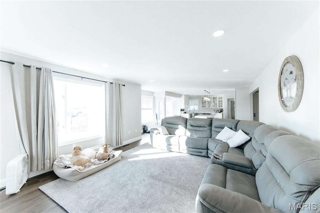 Emerald Hills - Residential