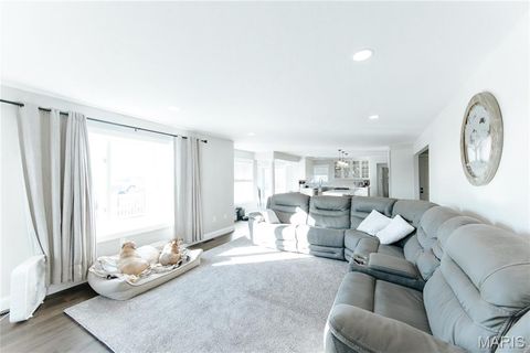 Tiny photo for 10605 Larson Lane, Rolla, MO 65401 (MLS # 26019147)