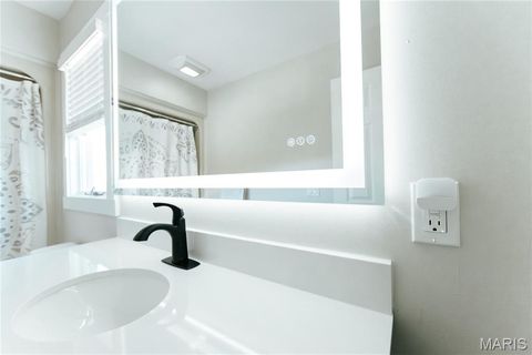 Tiny photo for 10605 Larson Lane, Rolla, MO 65401 (MLS # 26019147)