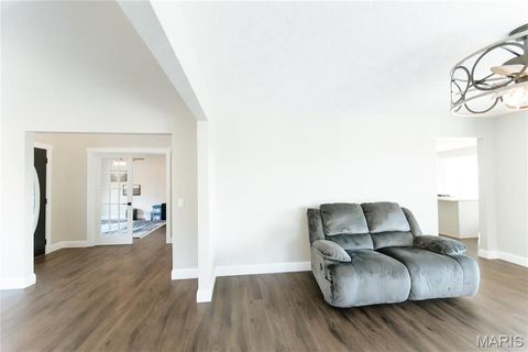 Tiny photo for 10605 Larson Lane, Rolla, MO 65401 (MLS # 26019147)