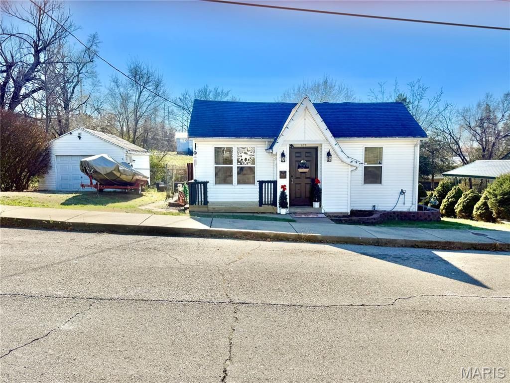 Photo of 407 Adams Street, Park Hills, MO 63601 (MLS # 25079987)