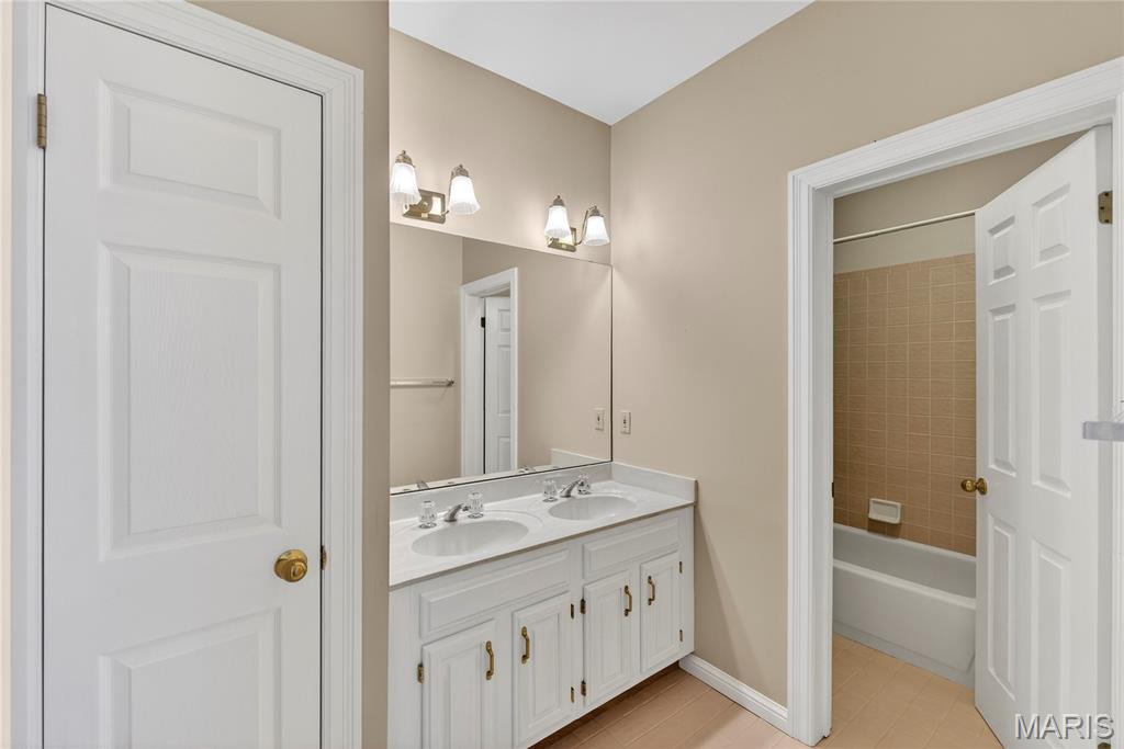 Forest Three The - Residential