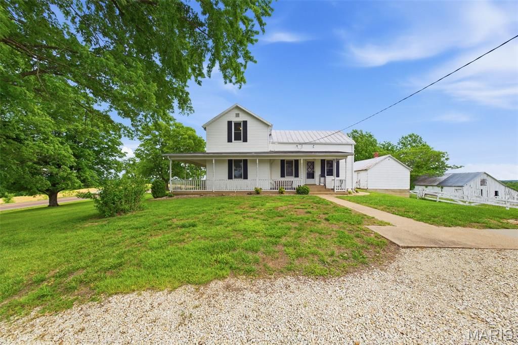 Photo of 9094 Highway 100, New Haven, MO 63068 (MLS # 26027995)