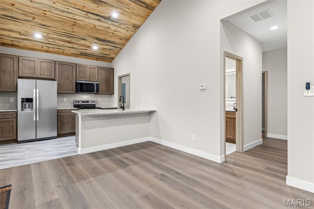 Crystal City - Residential