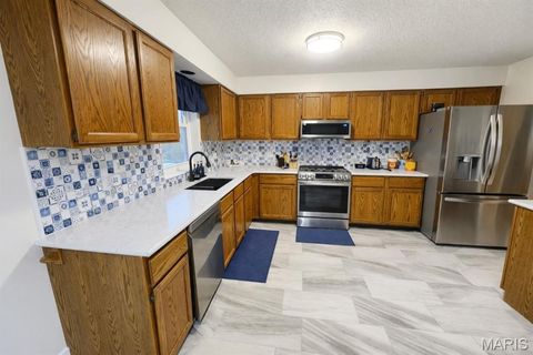 Tiny photo for 1118 Emerald Drive, Moscow Mills, MO 63362 (MLS # 26030954)