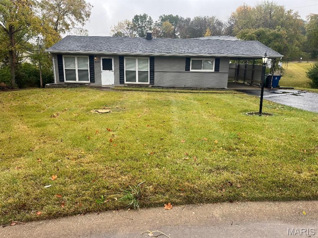 Photo of 18 Country Squire Court, Unincorporated, MO 63146 (MLS # 25072656)
