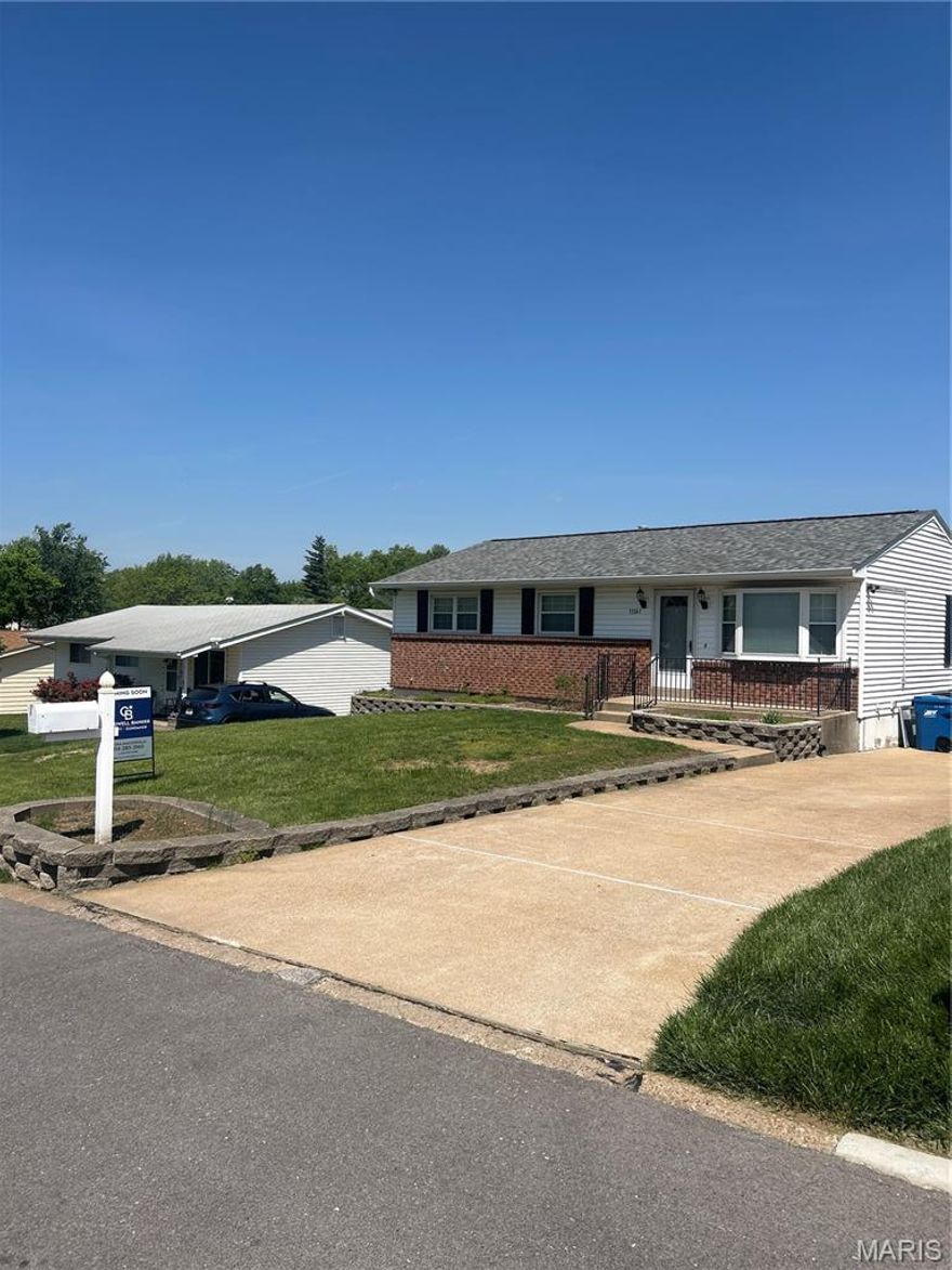 Here is your opportunity to own a home in the Lindbergh School District. This ranch sparkles with updates! Newer carpeting throughout, kitchen features new white cabinets, updated appliances plus a back door leads you to your huge composite deck overlooking the great fenced in backyard. Three bedrooms on the main level with an updated bathroom completes this package. Windows have been updated as well! Now for the finishing touch, how about a partially finishes walkout lower level for additional space? Looking for storage, the utility room offers builtin shelving. Updated systems and newer roof makes this a no brainer!