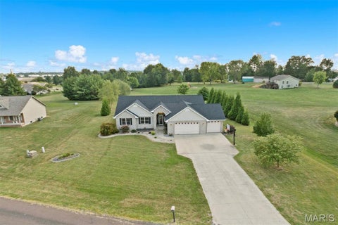 Photo of 20 Glory Drive, Highland, IL 62249 (MLS # 26060922)