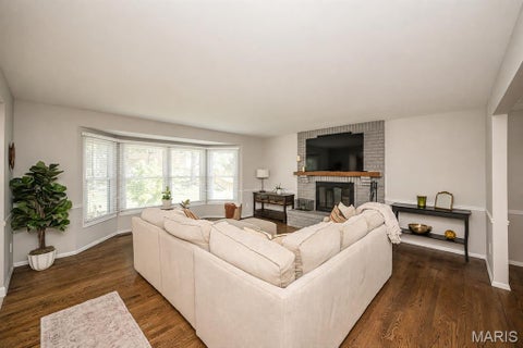 Tiny photo for 15706 Heathercroft Drive, Chesterfield, MO 63017 (MLS # 26052880)