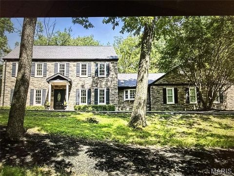 Photo of 1812 Oak Tree Ridge Road, Wildwood, MO 63005 (MLS # 26031396)