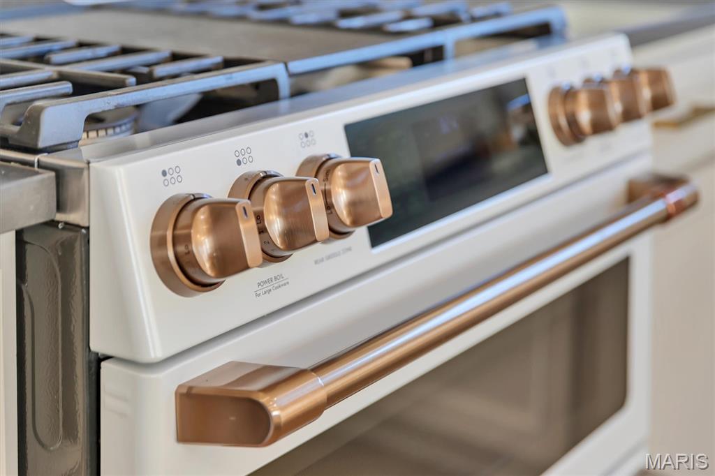 17513 Wyman Ridge Drive