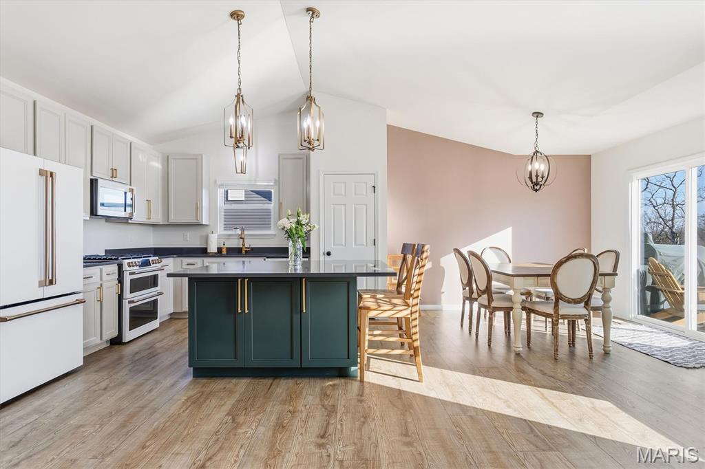 17513 Wyman Ridge Drive