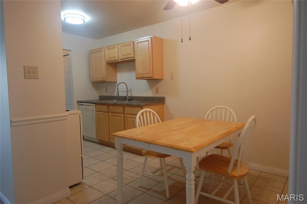 Old Ballas Village Condo - Residential