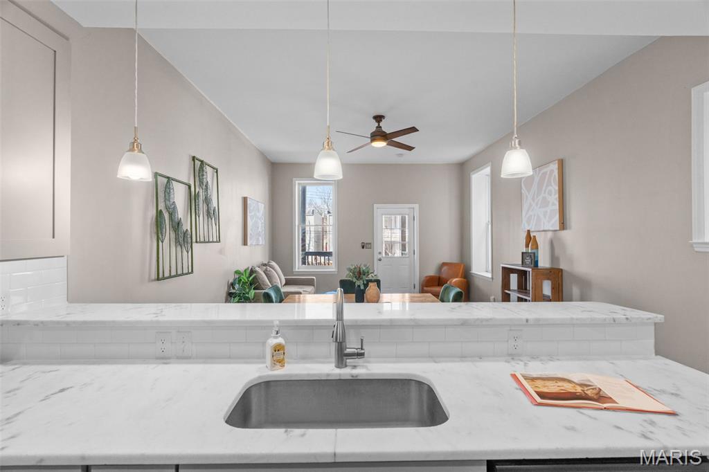 2253-2255 Indiana Ave Twnhs - Residential