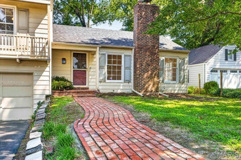 Tiny photo for 621 Windrush Drive, Kirkwood, MO 63122 (MLS # 26037975)