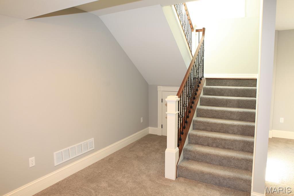 L S Holdens Sub Of Rose Hill - Residential