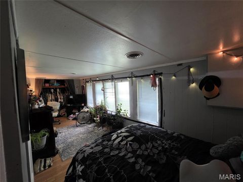 Tiny photo for 105 S Newport Lane, Waynesville, MO 65583 (MLS # 26031228)
