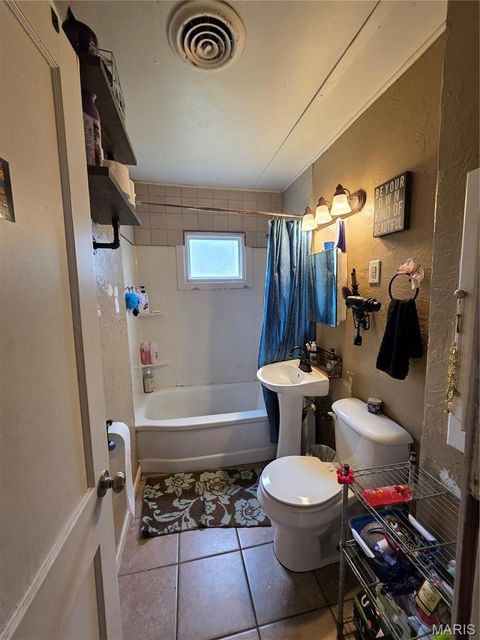 Tiny photo for 105 S Newport Lane, Waynesville, MO 65583 (MLS # 26031228)