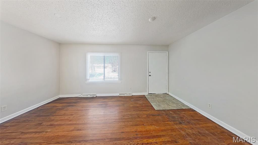 Larimore Hills - Residential