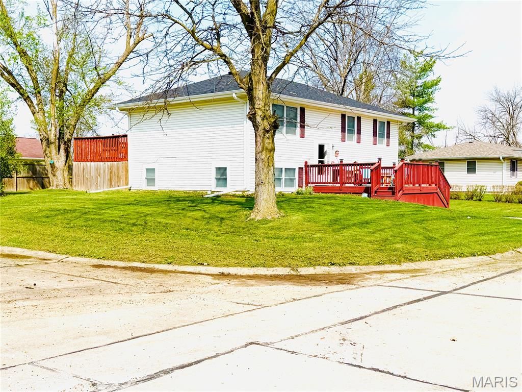 Photo of 2617 Cardinal Street, Mexico, MO 65265 (MLS # 26019413)