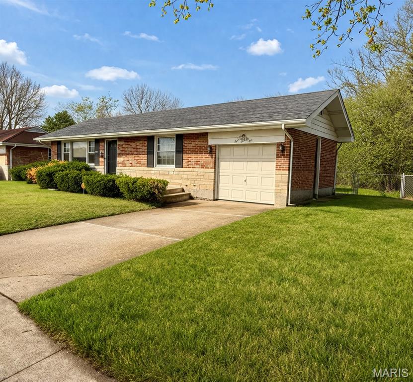 325 Royce Drive