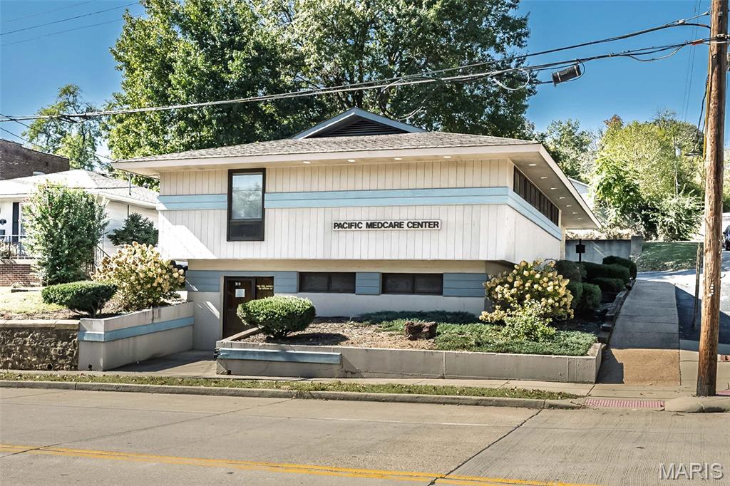 Photo of 319 N 1st Street, Pacific, MO 63069 (MLS # 26053617)