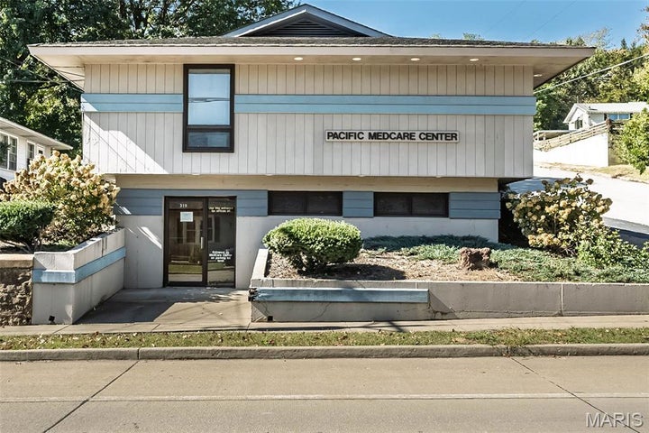 Photo 1 of 57 — 319 N 1st Street, Pacific, MO 63069