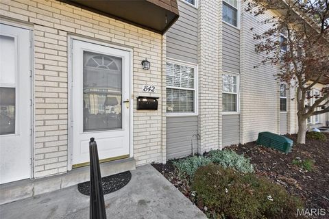 Tiny photo for 842 Wendevy Court, Ballwin, MO 63011 (MLS # 25078917)