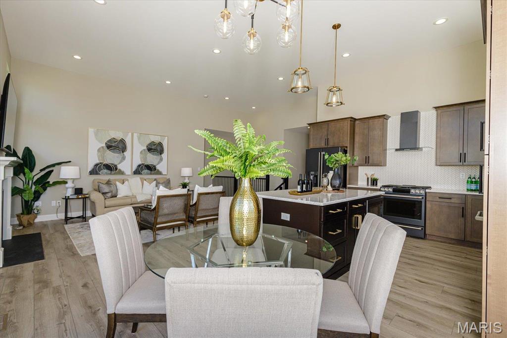 Ryehill Manor - Residential