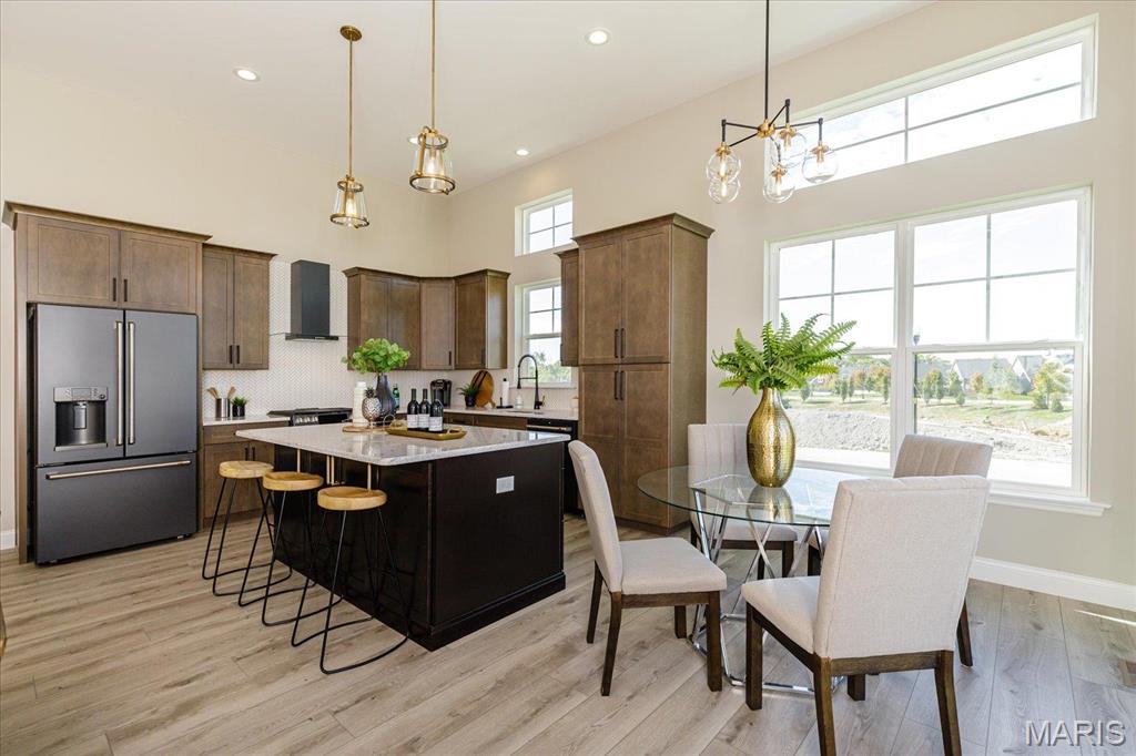 Ryehill Manor - Residential