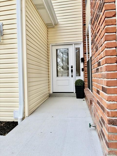 Tiny photo for 325 Fox Village Court, Ballwin, MO 63021 (MLS # 26017044)