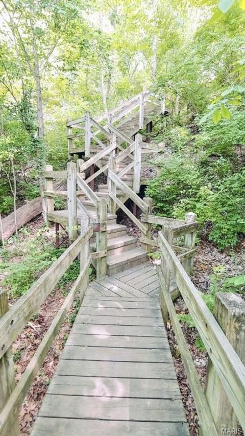 Tiny photo for 325 Fox Village Court, Ballwin, MO 63021 (MLS # 26017044)