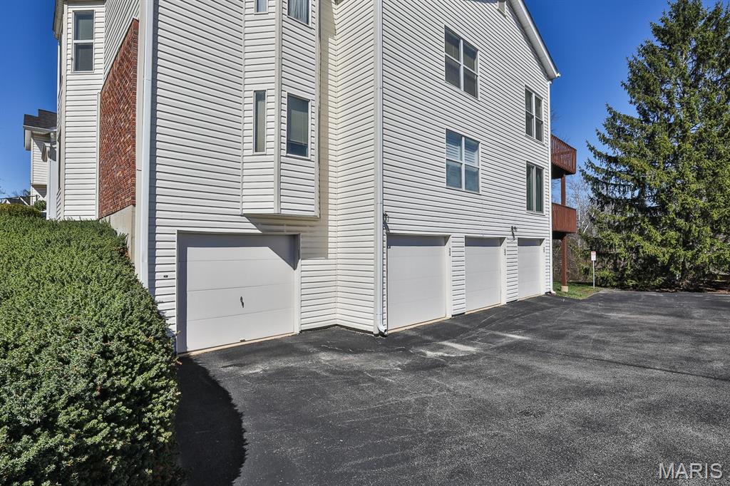 Woodside Trails Condo First - Residential