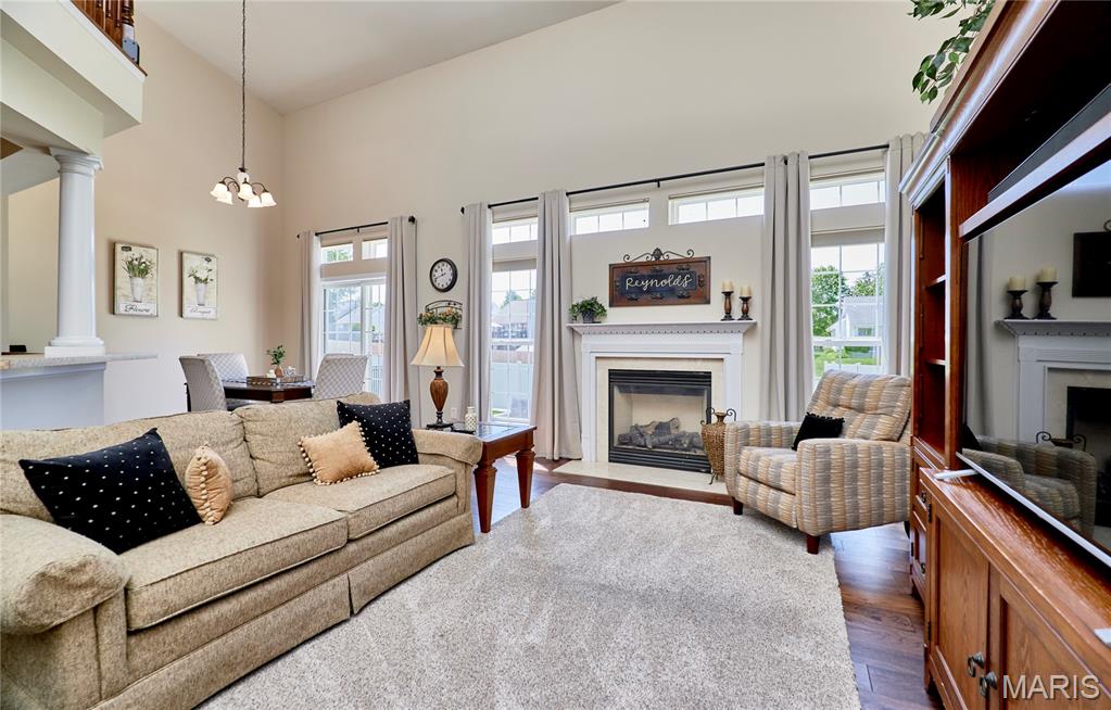 Manors At Orchard Glen - Residential