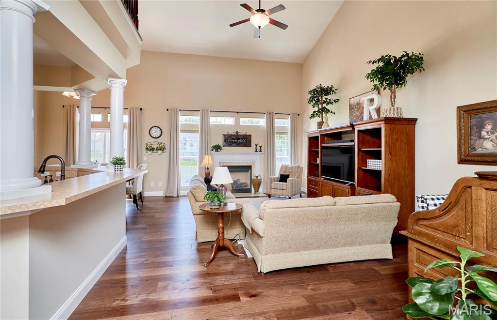 Manors At Orchard Glen - Residential