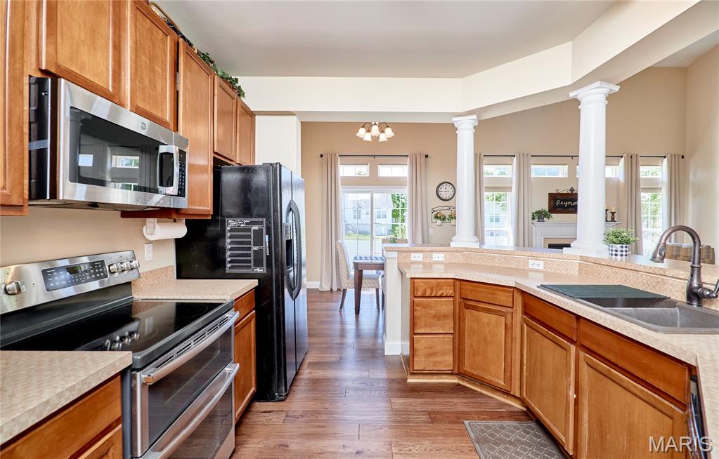 Manors At Orchard Glen - Residential
