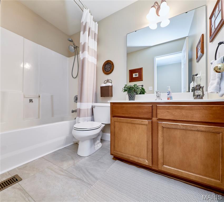 Manors At Orchard Glen - Residential