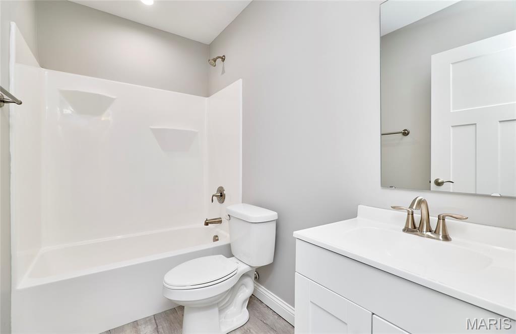 Peruque Creek Manor - Residential