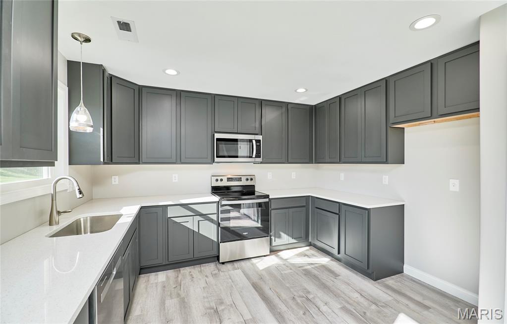 Peruque Creek Manor - Residential