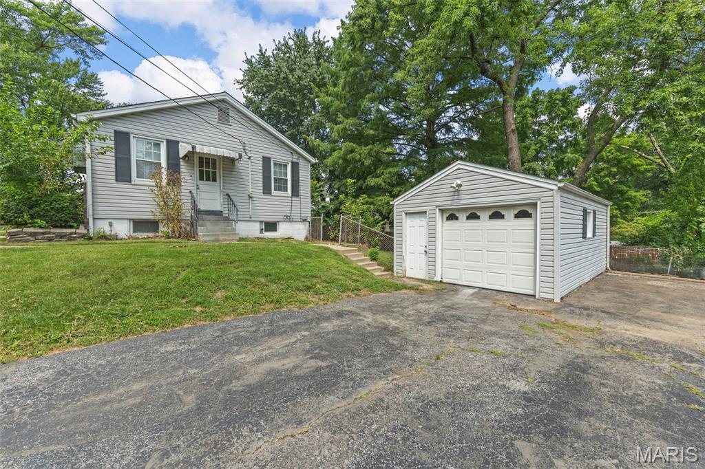 New Town Of St Ferdinand - Residential