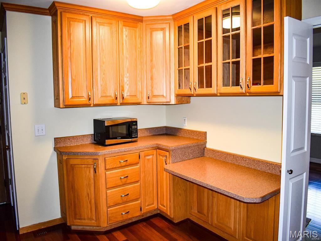 St Louis, Missouri 63119, United States, 2 Bedrooms Bedrooms, ,2 BathroomsBathrooms,Residential,Active,221661