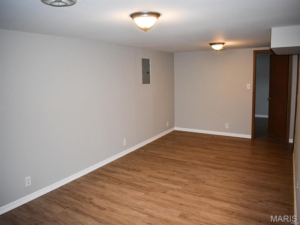 St Louis, Missouri 63119, United States, 2 Bedrooms Bedrooms, ,2 BathroomsBathrooms,Residential,Active,221661