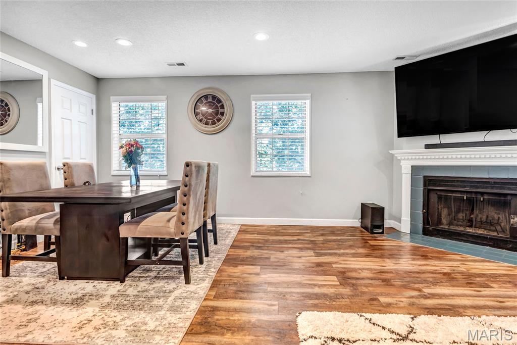 Brentwood Forest Condo Ph Five - Residential