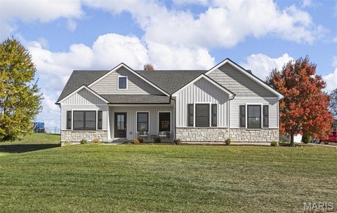 453 Chantilly Court Warrenton MO 63383