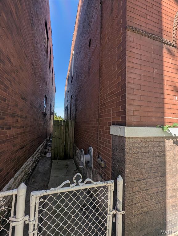 Carondelet Eilera Bl 2834 - Residential Income