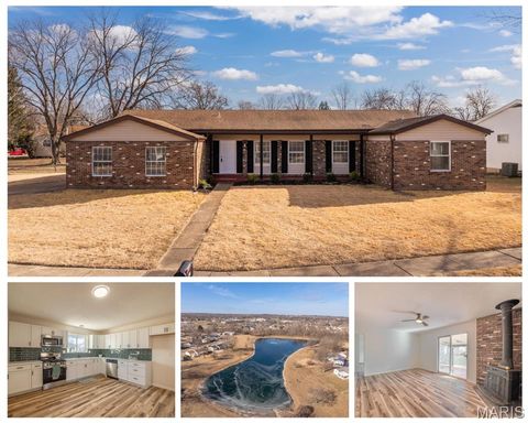 4086 Waterfall Drive Florissant MO 63034