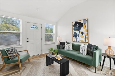 Tiny photo for 2 W Rose Avenue, Webster Groves, MO 63119 (MLS # 26037921)