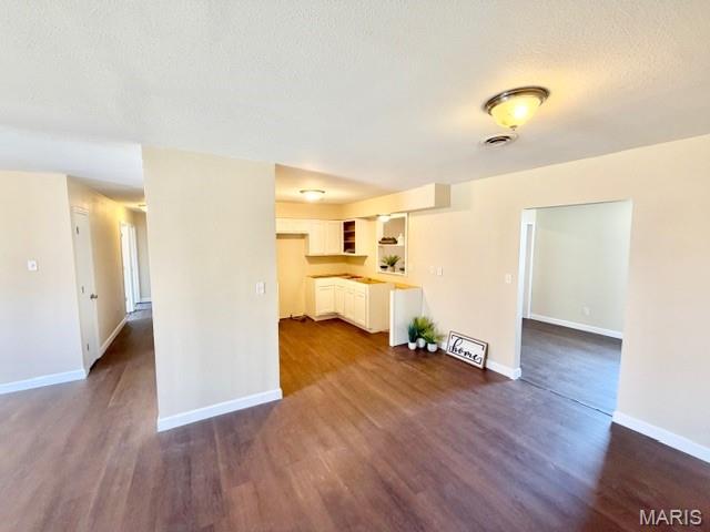 1063 Ravenwood Drive