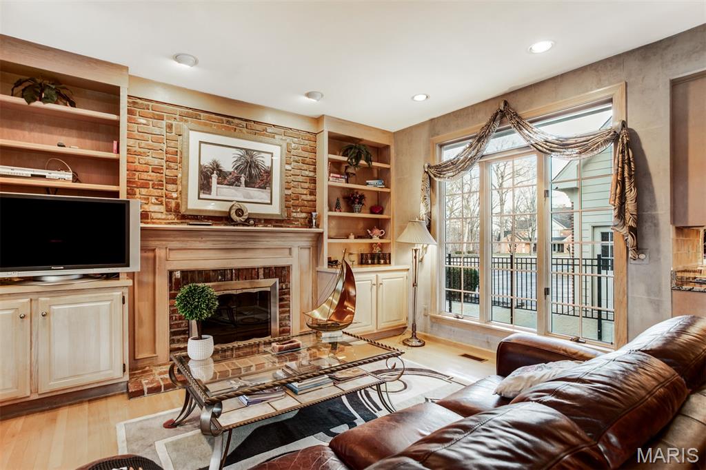 Kingspointe 2A - Residential